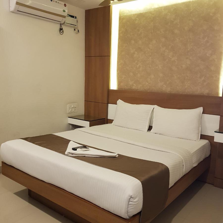 The Galaxy Suites Kochi Exteriér fotografie