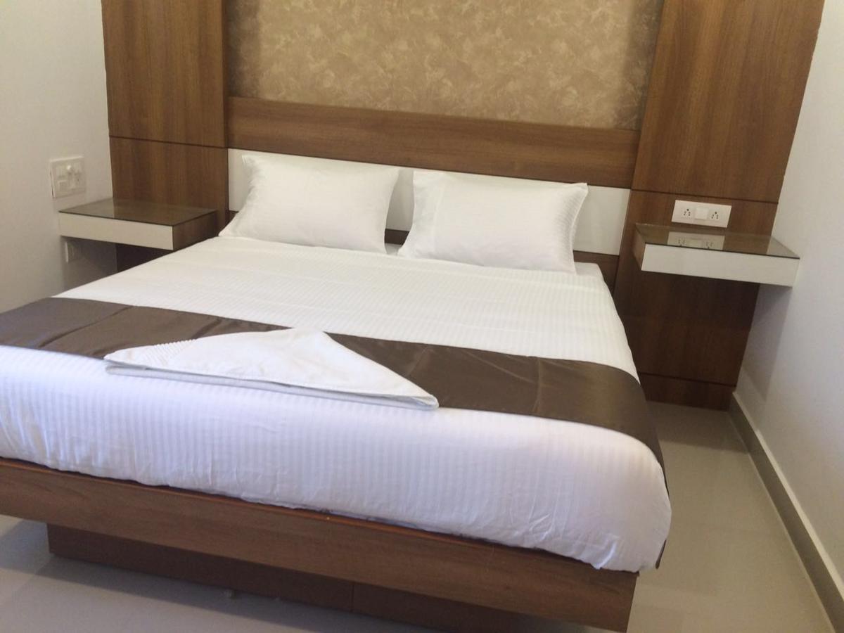 The Galaxy Suites Kochi Exteriér fotografie
