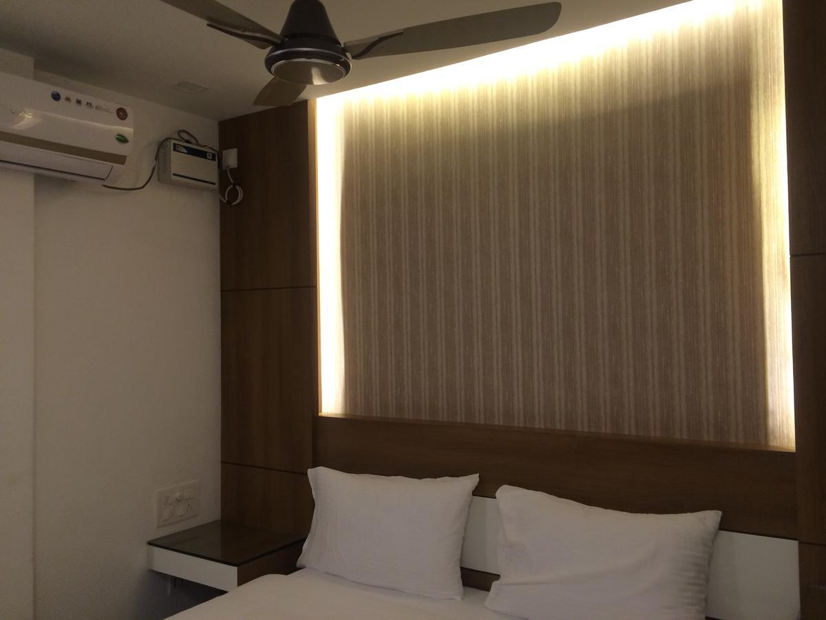 The Galaxy Suites Kochi Exteriér fotografie